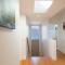 Mountain Vista - beautifully renovated home with spa pool