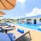 Villa Solaris Heated Pool & Jacuzzi