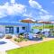 Villa Solaris Heated Pool & Jacuzzi
