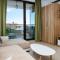 Foto: Green Life One-Bedroom Apartment with Sea View