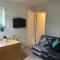 Cosy 2 bedroom Apartment -Heathrow Airport