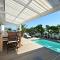 White Waves Beach House