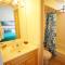 Kuhio Village 810A KING Studio, Waikiki Ocean View!