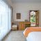 Esty House