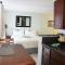 Renovated Private Kuhio Village 708A Studio - 2 min Walk 2 the Beach!