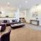 Edens Nest Apt near Westfield Newmarket