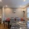 Beautiful 3br 2ba House with cozy backyard by CozySuites