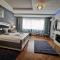 Crystal Central Apartment