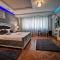 Crystal Central Apartment