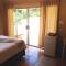 Amakaya Backpackers & Apartments