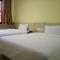 7Days Inn Yulin Guangji building