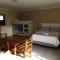 Amakaya Backpackers & Apartments