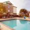 Holiday Inn Express Hotel and Suites DFW-Grapevine, an IHG Hotel