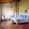 I Ginepri exclusive CountryHouse, 15pax, private pool, Aulla