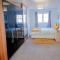 Airport Lounge - 3 Bed - 6 Persons