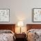 Adams Airport Inn