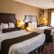 Mockingbird Inn & Suites