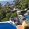 ZenRepublic, your private villa with outdoor jacuzzi & pool with stunning ocean views