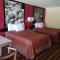 Royal Palace Inn and Suites Myrtle Beach Ocean Blvd