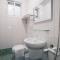 Starrywhale hostel