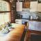 Lombi Holiday House