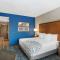 La Quinta Inn & Suites by Wyndham Kansas City Beacon Hill