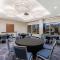 La Quinta Inn & Suites by Wyndham Kansas City Beacon Hill