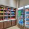 La Quinta Inn & Suites by Wyndham Kansas City Beacon Hill