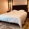 Les Chambres d'Hotes chez Alisa et Daniel - 萨尔拉拉卡内达