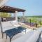 Pristine Bay 4033 home