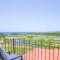 Pristine Bay 4033 home