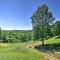 Cozy Branson Getaway about 2 Mi to Silver Dollar City!