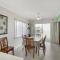 Coffey Court Cottage 2