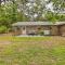 Cozy Studio with Yard, 6 Miles to Dwtn Beaufort!