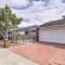 Ideally Located San Francisco Bay Home with Sunroom! - Alameda