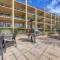 Sanctuary by the Sea Condos - شاطئ سانتا روزا