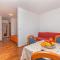 Apartments Ricina