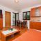 Apartments Ricina