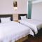 7Days Inn Zhuhai Crocodile Island Bohuang Furniture Baiteng Lake Branch