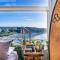 OMG Beach View Penthouse by Sydney Dreams