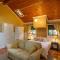 Oak Tree Lodge
