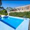 4 bedrooms villa with private pool enclosed garden and wifi at Tortosa