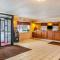 Econo Lodge Darien Lakes