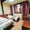 Shaoxing Laotaimen Luxun Native Place Youth Hostel