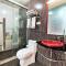 Shaoxing Laotaimen Luxun Native Place Youth Hostel