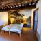 Borgo Fastelli - House in historical Borgo in Tuscany - Sambuco