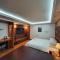 Friendly DH Naissance Hotel by Mindrum Group