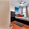 Urban Oasis withHot Tub, HEATED POOL and Private Movie Theater home - ملبورن Urban Oasis withHot Tub, HEATED POOL and Private Movie Theater home - ملبورن