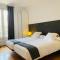 Super Balmes Guest House - Barcelona