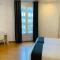 Super Balmes Guest House - Barcelona